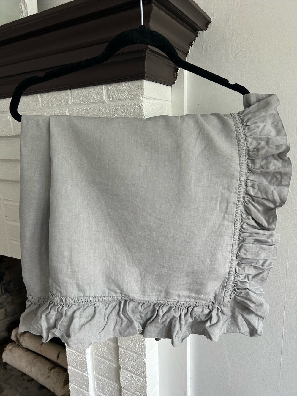 Pottery Barn Linen Light Gray Blue Ruffle-Trim Pillow Shams (2) Euro size